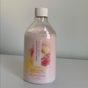 williams sonoma Ruby grapefruit ylang Ylang lotion